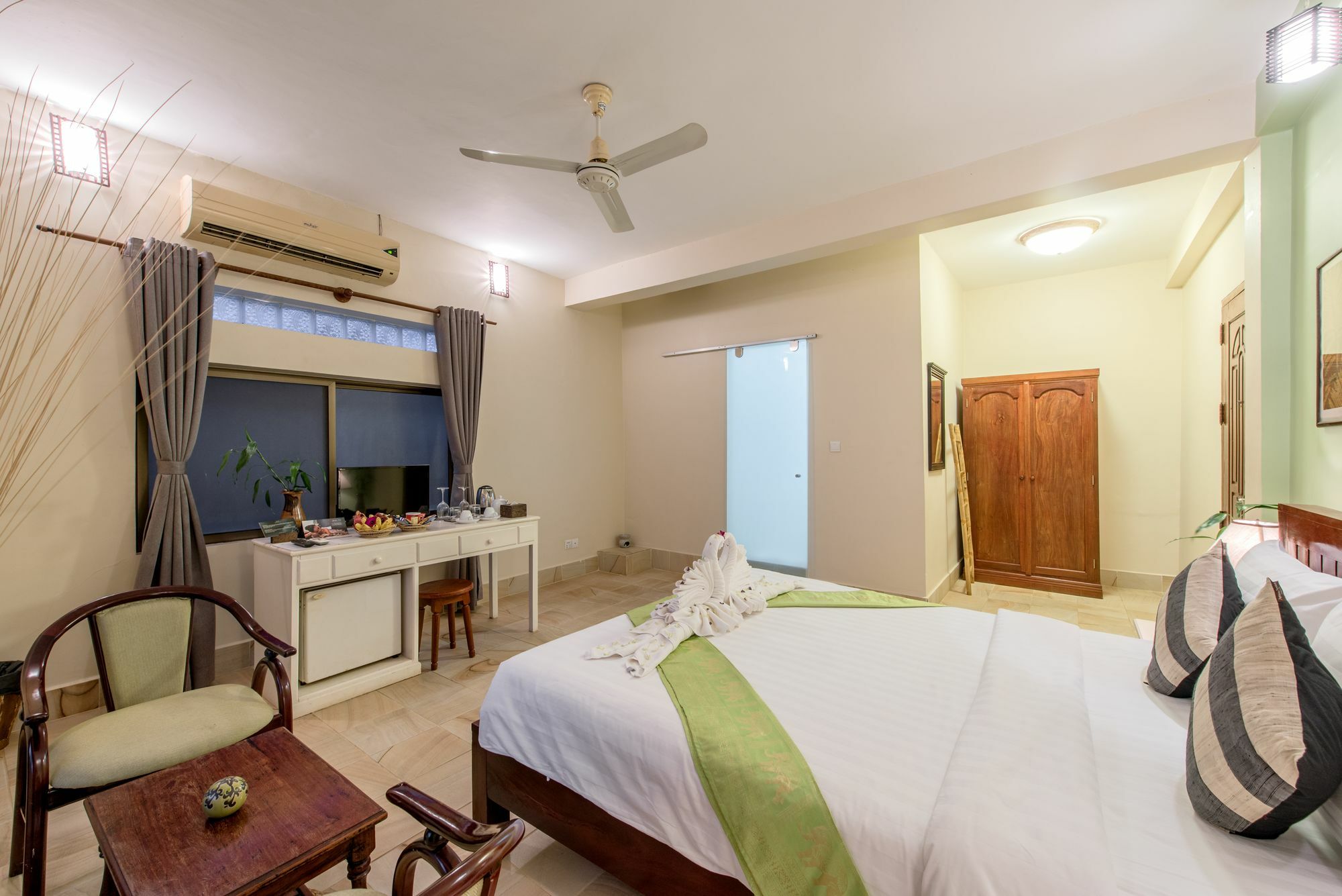 Lemongrass & Ginger Hotel Сиемрип Экстерьер фото